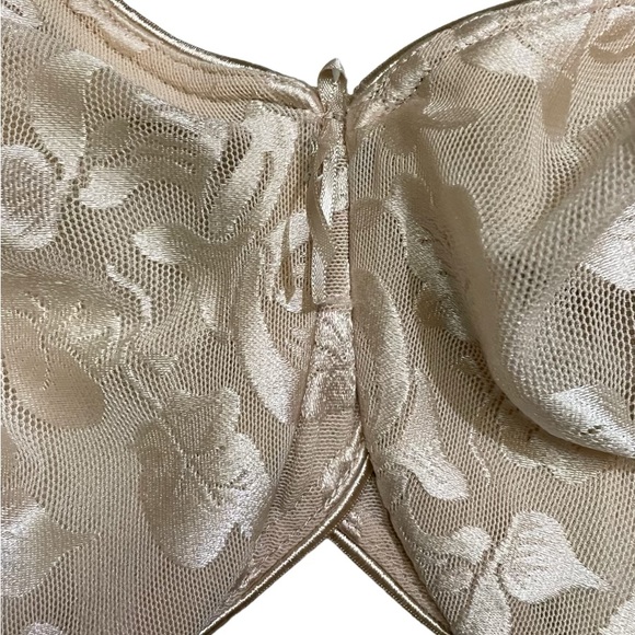 Wacoal Breast Cancer Awareness Bra Womens 34DD Beige Floral Lace Underwire 85567 - Picture 3 of 11